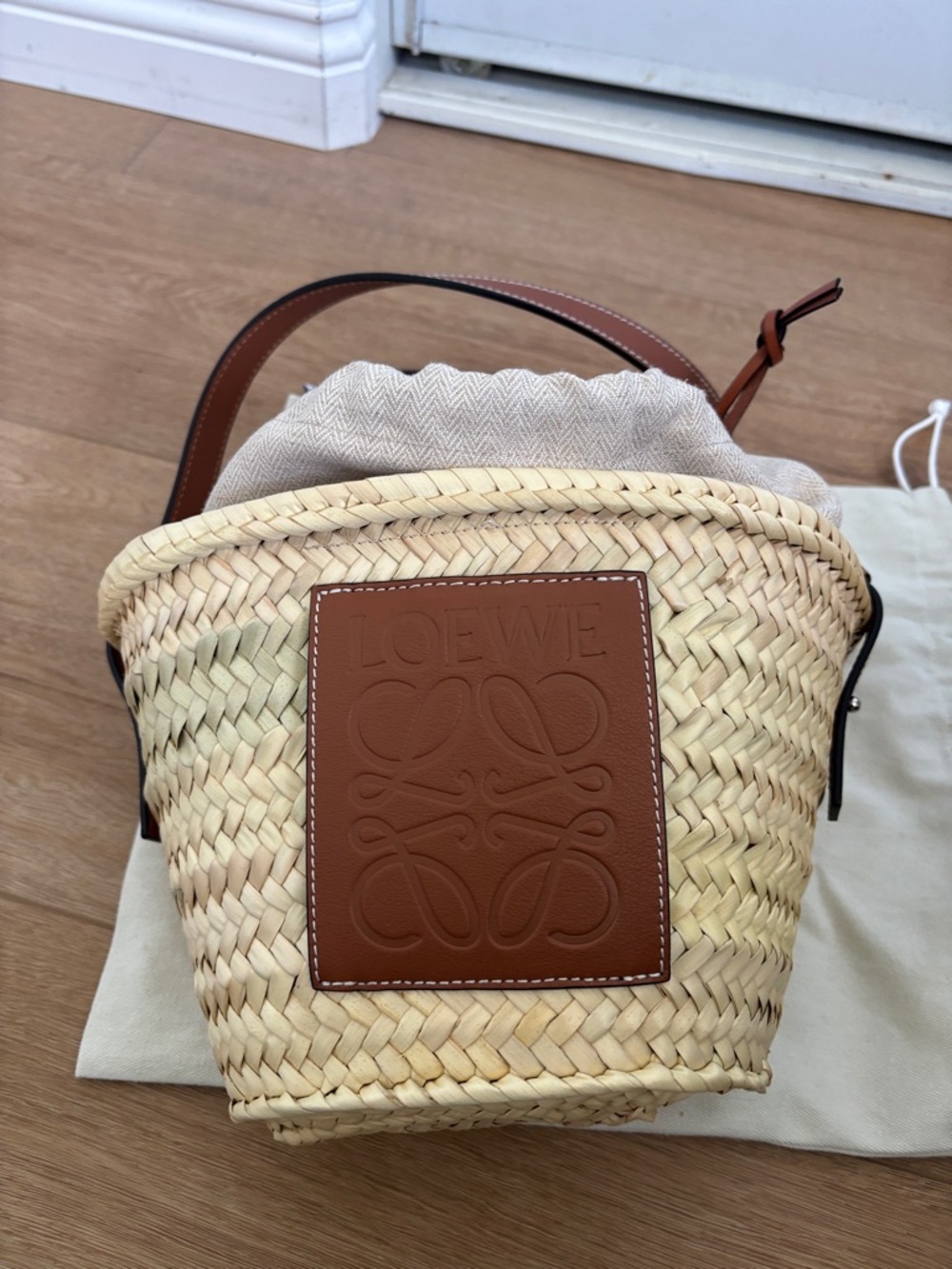 Loewe Paula’s Ibiza Palm Leaf Drawstring Mini Bucket Bag - Picture 5 of 10